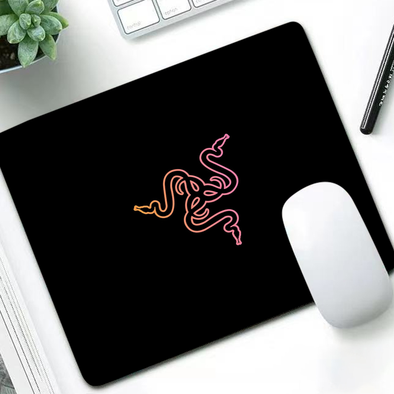 Keyboard Laptop Accessories - Razer luxo mouse pad anime gamer